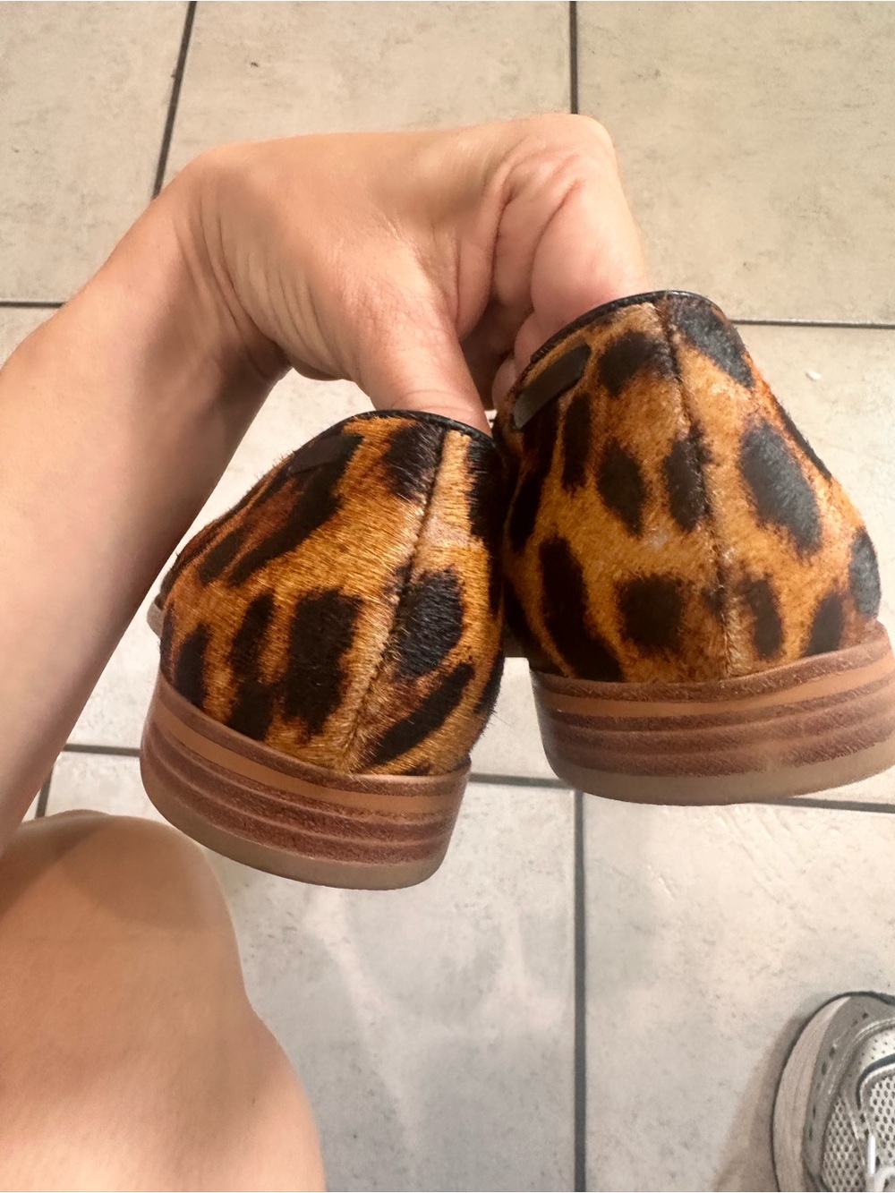 Talbots Leighton Tassel Loafers in Leopard Calf Hair Leather 8.5 - Picture 10 of 13